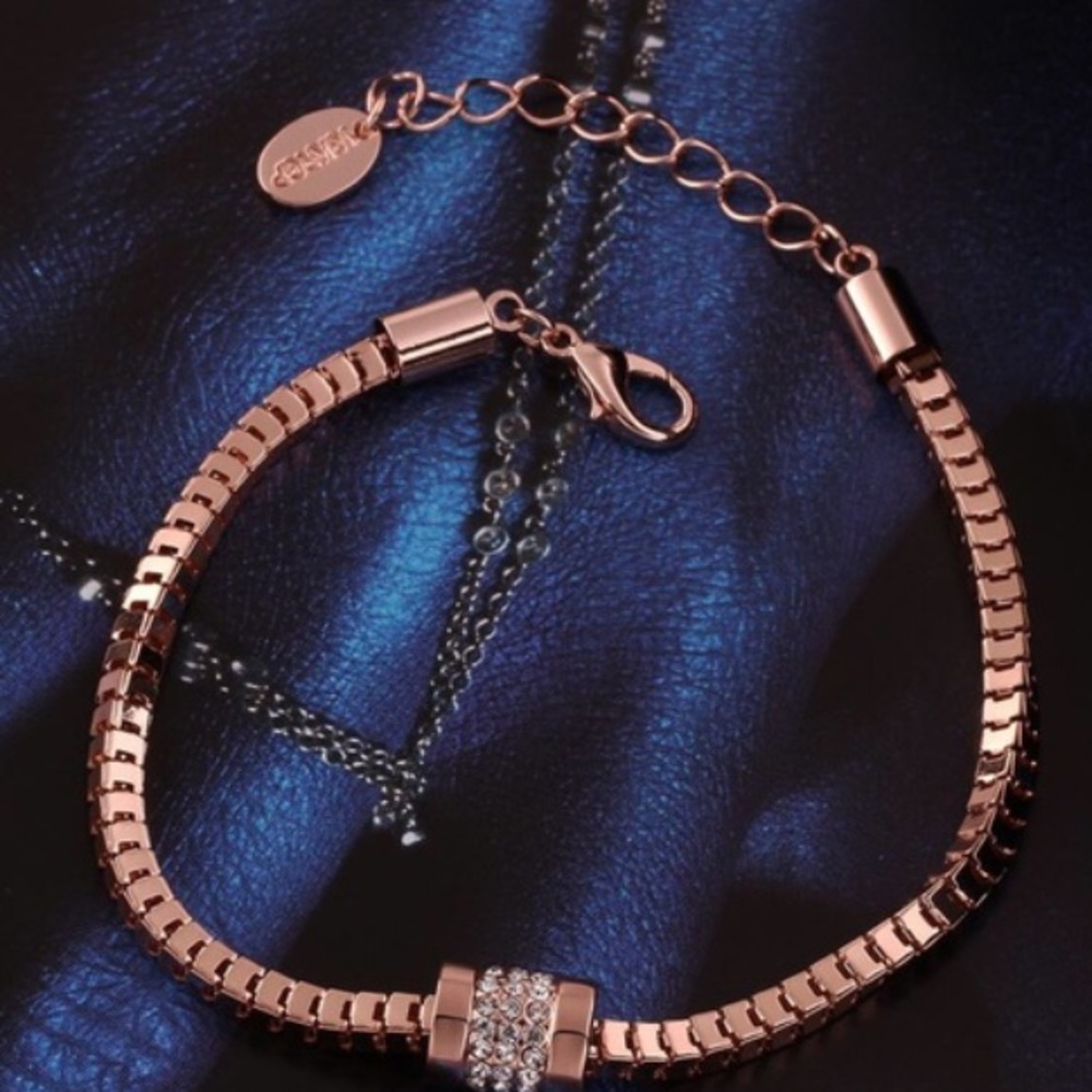 New rose Gold bracelet - Picture 3 of 3